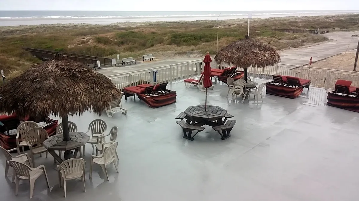 Waikiki Oceanfront Resort photo 3