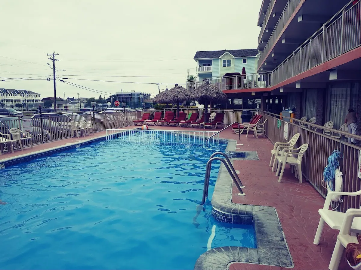 Waikiki Oceanfront Resort photo 4