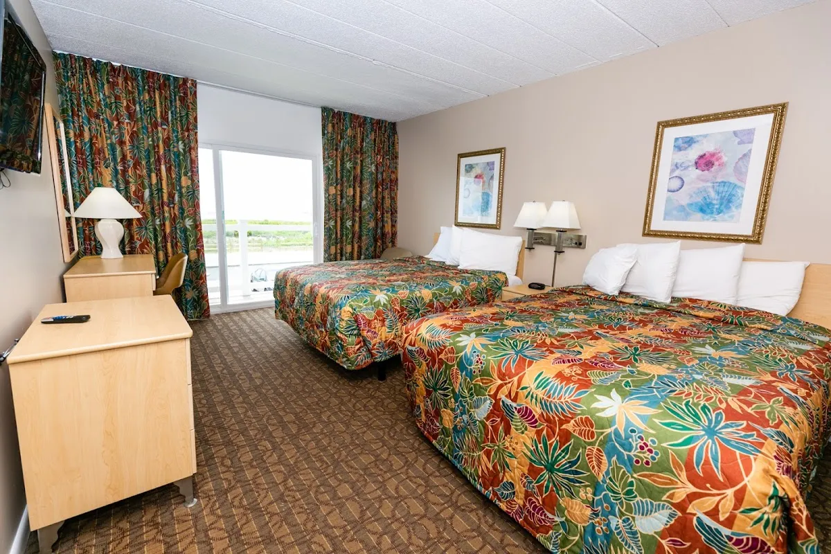 Water's Edge Ocean Resort photo 2