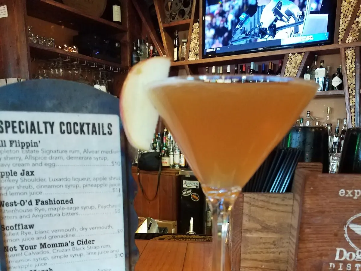 West-O Bottle Shop photo 2