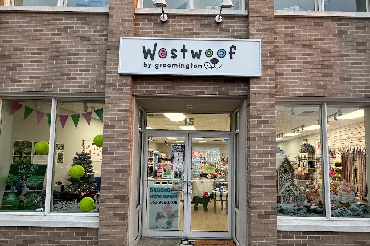 Westwoof by Groomington