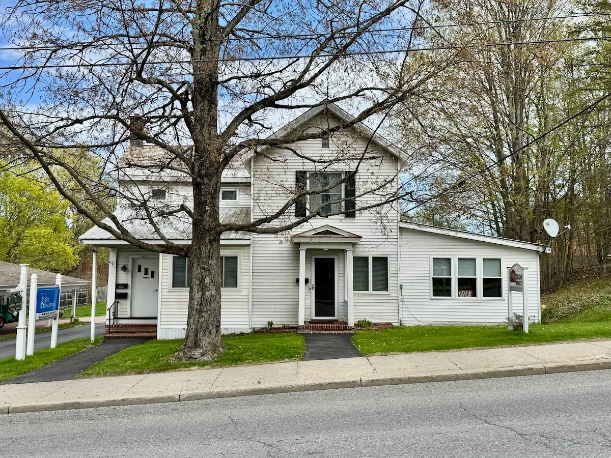 Winslow Realty photo 2