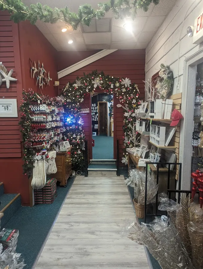 Winterwood Gift & Christmas Shoppe