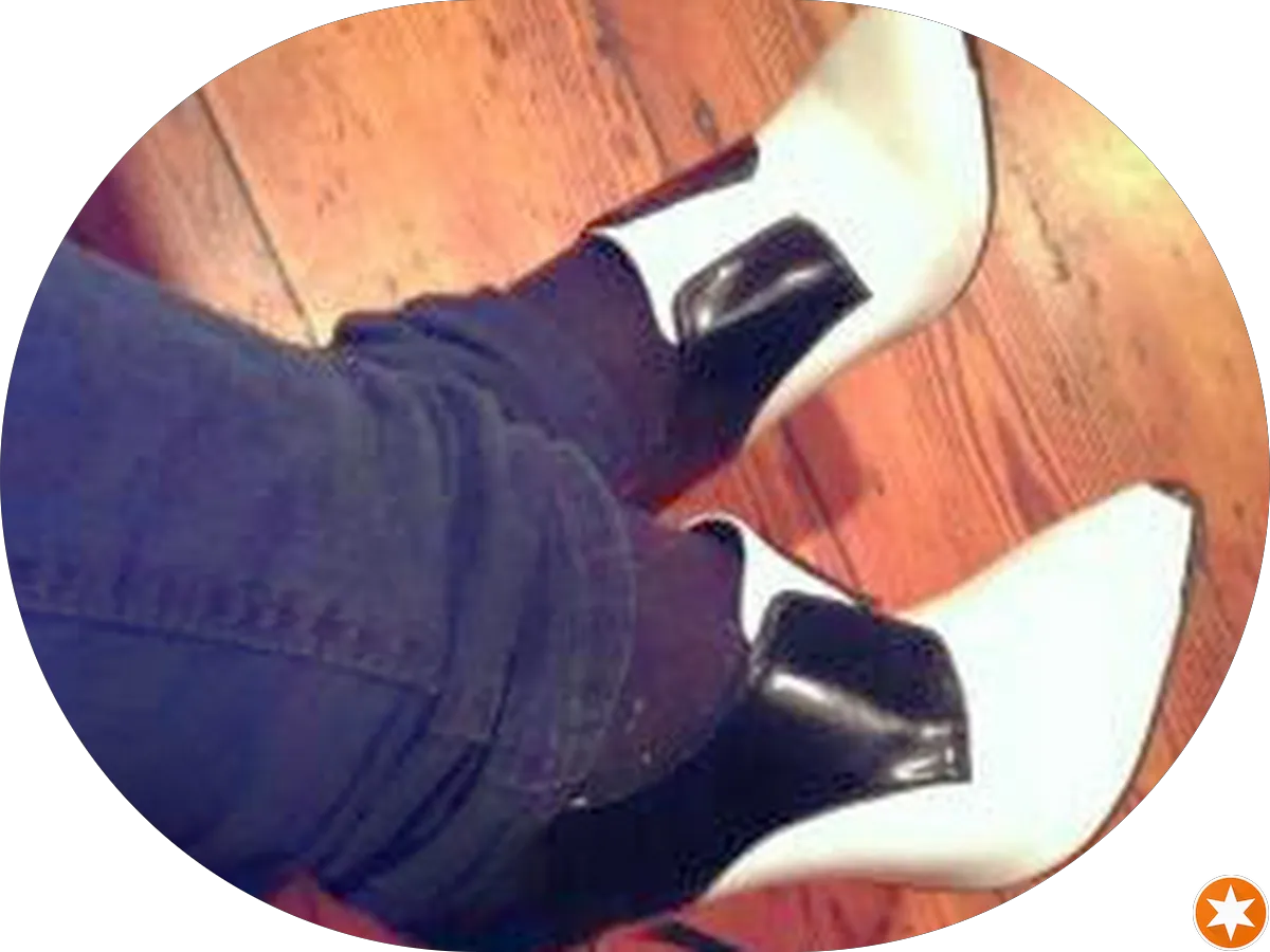 Woodburn's Clams & Crabs photo 4