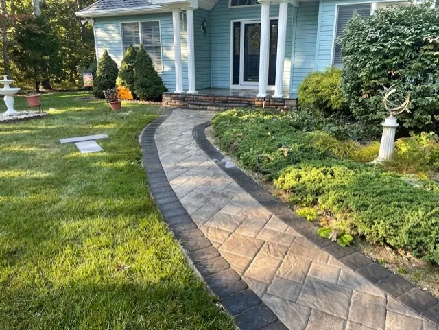 Woodland Landscaping LLC