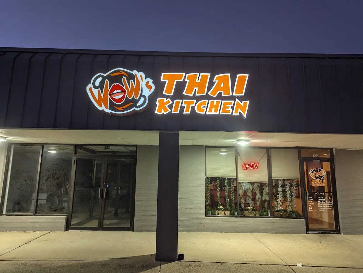 Wow's Thai Kitchen