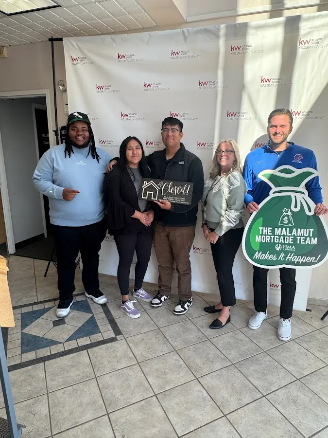 Xavier Briggs Realty