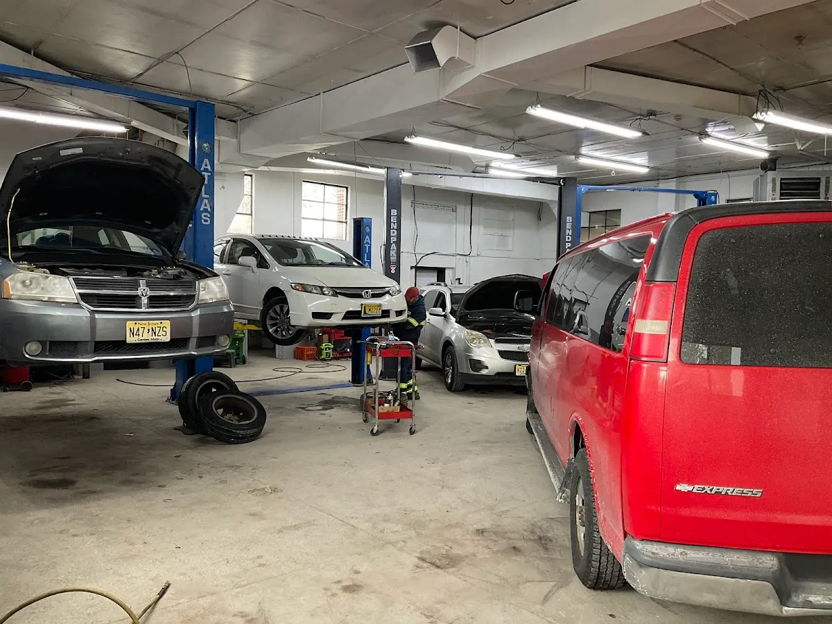 Xtreme Towing & Auto Repair Center