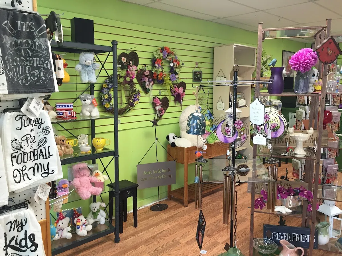 Ziegfield Florist, Gifts & Flower Delivery photo 2