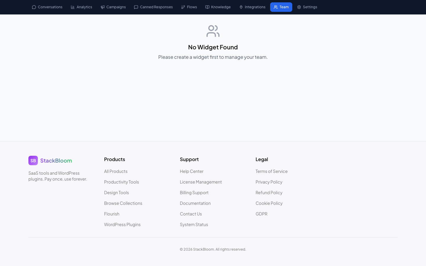 Team management with roles and online status